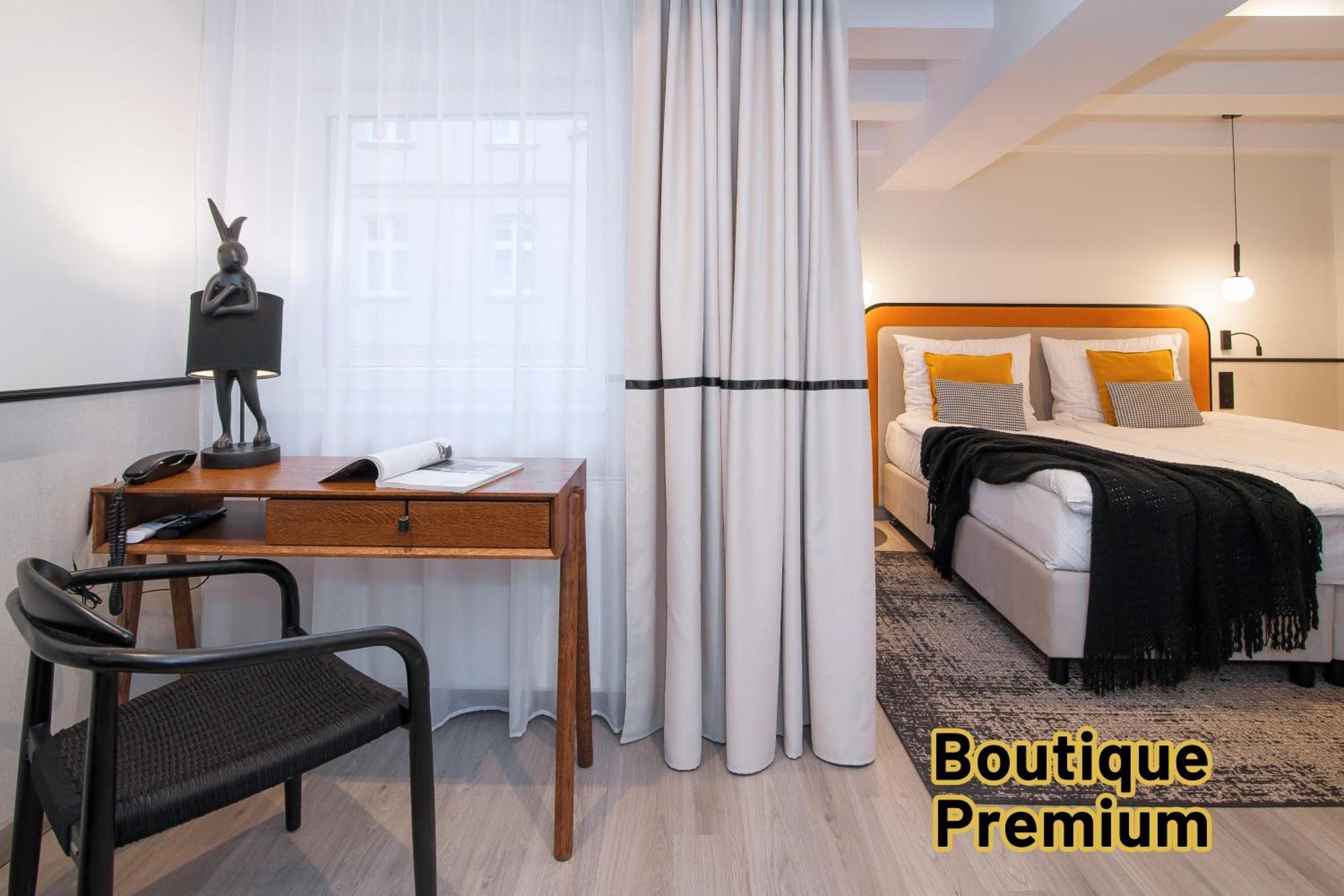 Hotel Awo Γκνιέζνο Εξωτερικό φωτογραφία