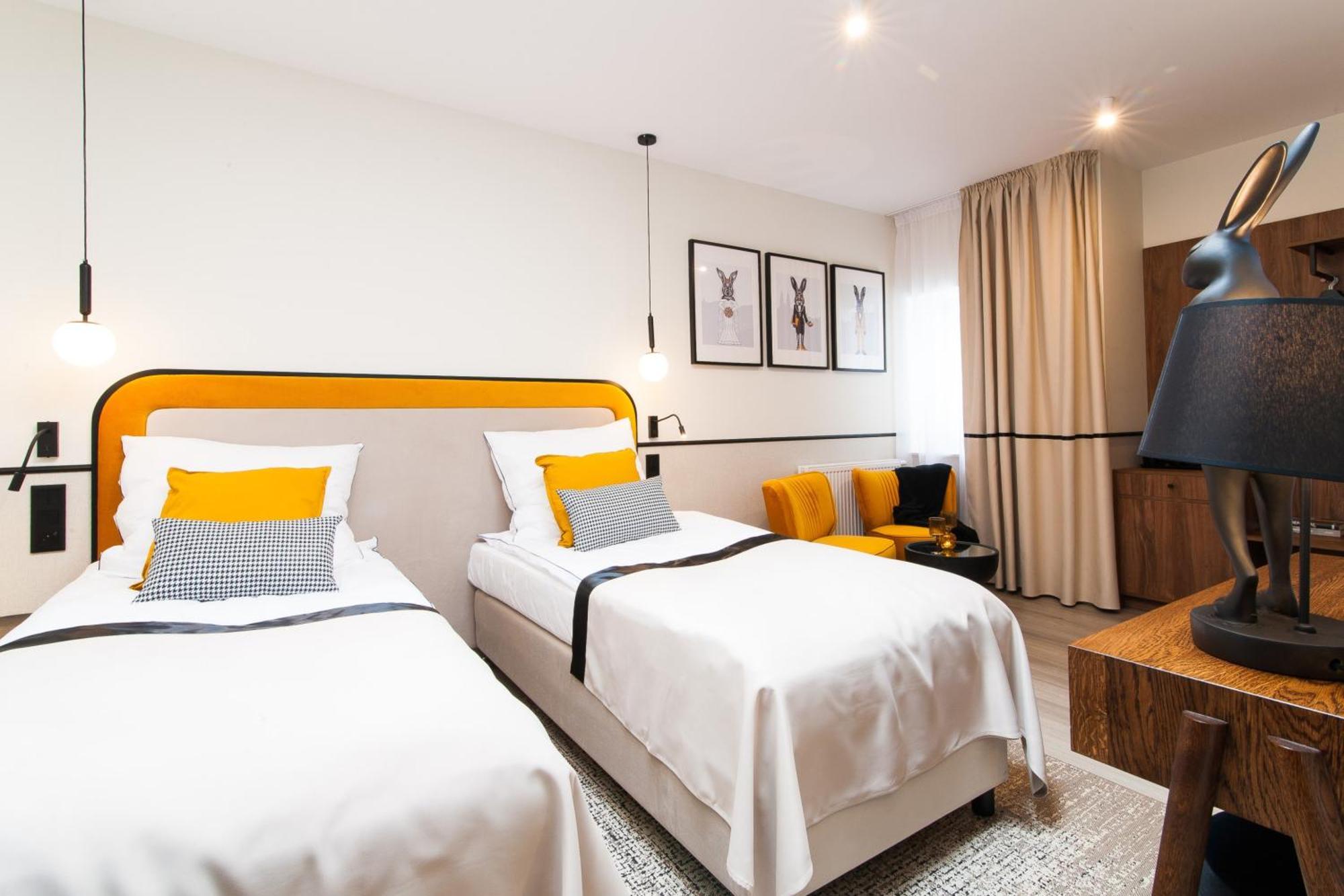 Hotel Awo Γκνιέζνο Εξωτερικό φωτογραφία