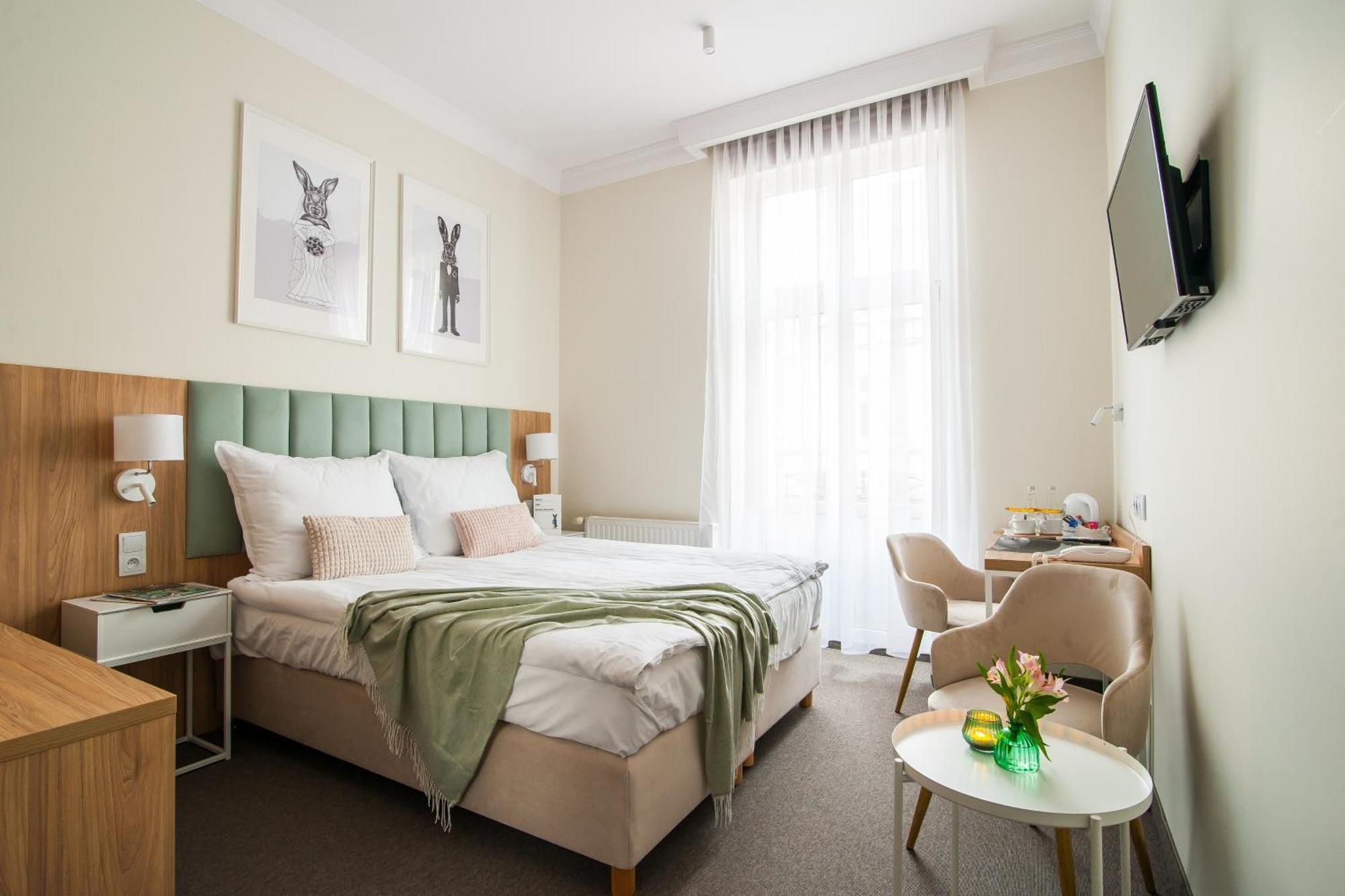 Hotel Awo Γκνιέζνο Εξωτερικό φωτογραφία