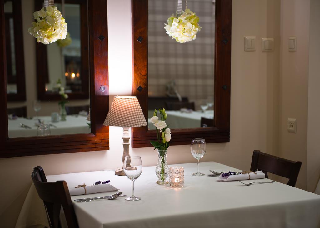 Hotel Awo Γκνιέζνο Εξωτερικό φωτογραφία